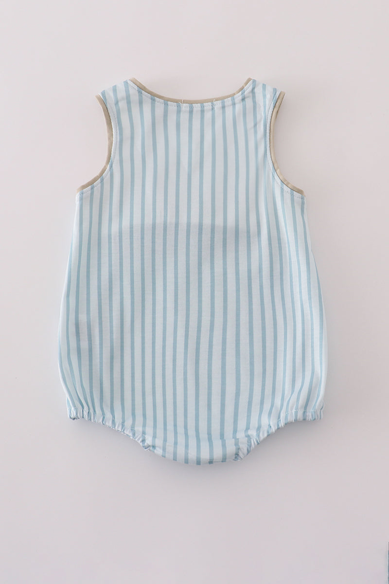 Blue stripe fish embroidery bubble