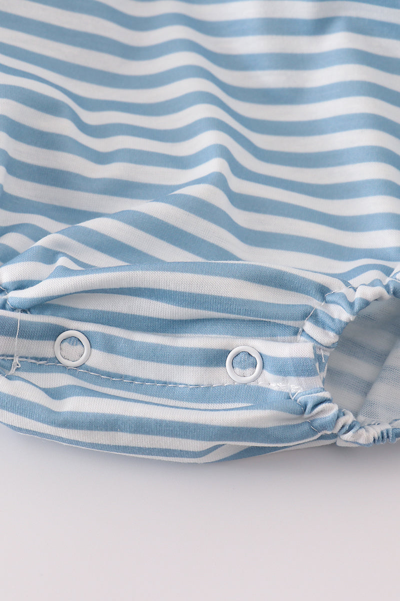 Blue stripe character embroidery bubble