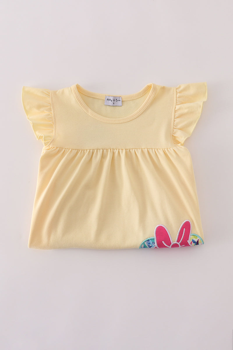 Yellow character carnival whirl shorts set